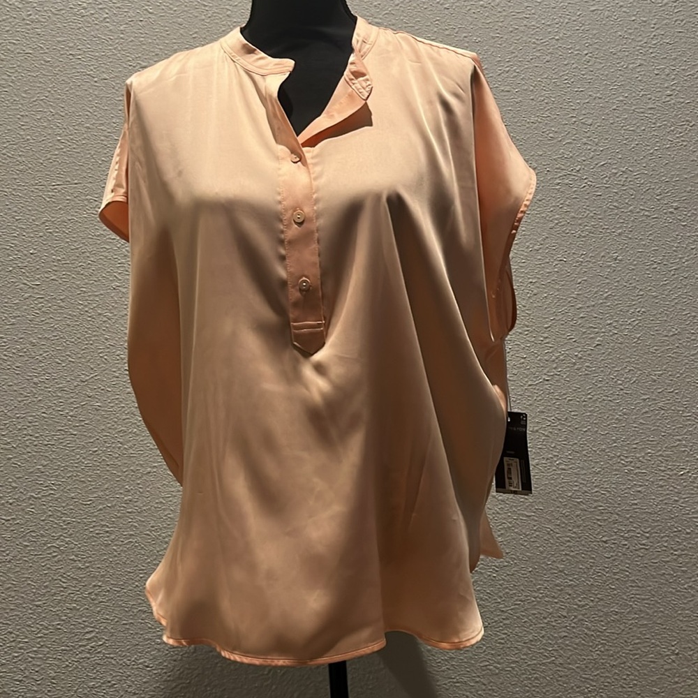 Beautiful color peach parfait, petite XXL Worthington blouse